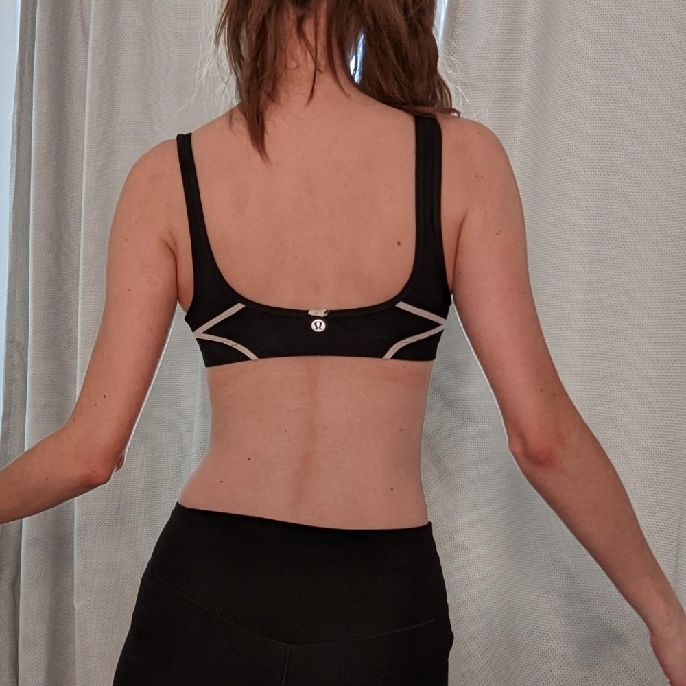 Lululemon athletica sports bra